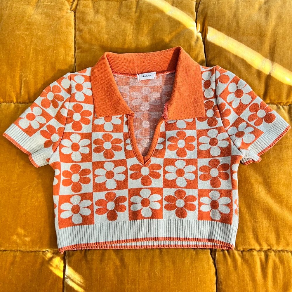 70's style Retro Orange Flower Crop Top size XS